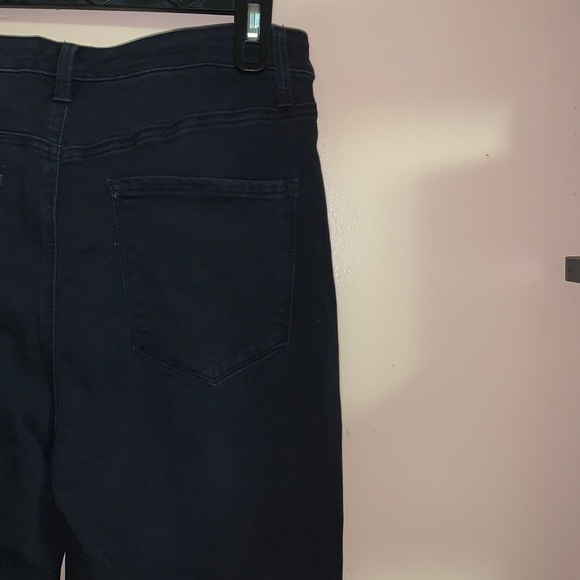 TALBOTS HIGH RISE JEANS - Picture 11 of 16